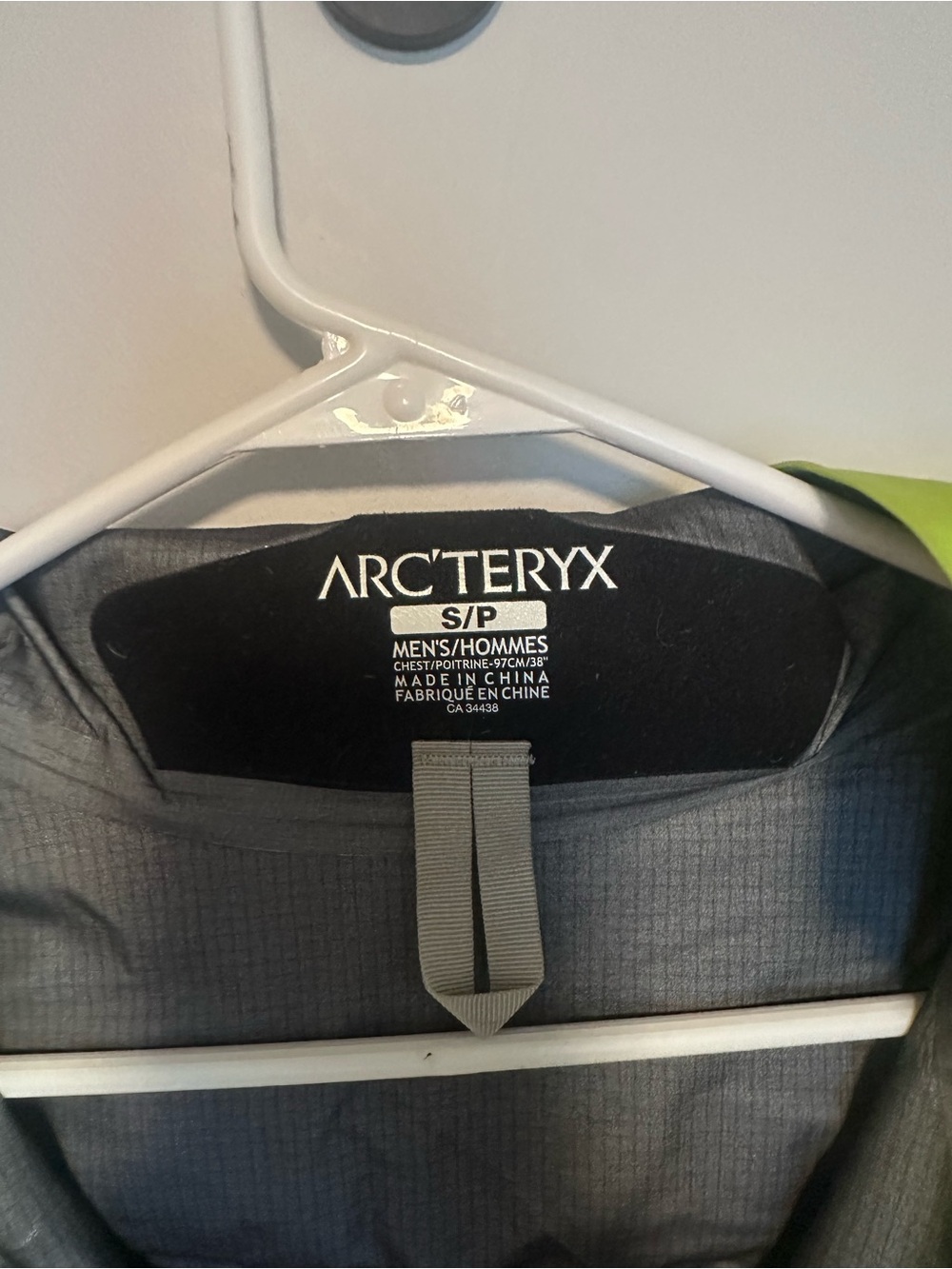 Arc'teryx Lime Green Gore‑Tex Pro Jacket, Alpha SL - Picture 7 of 7